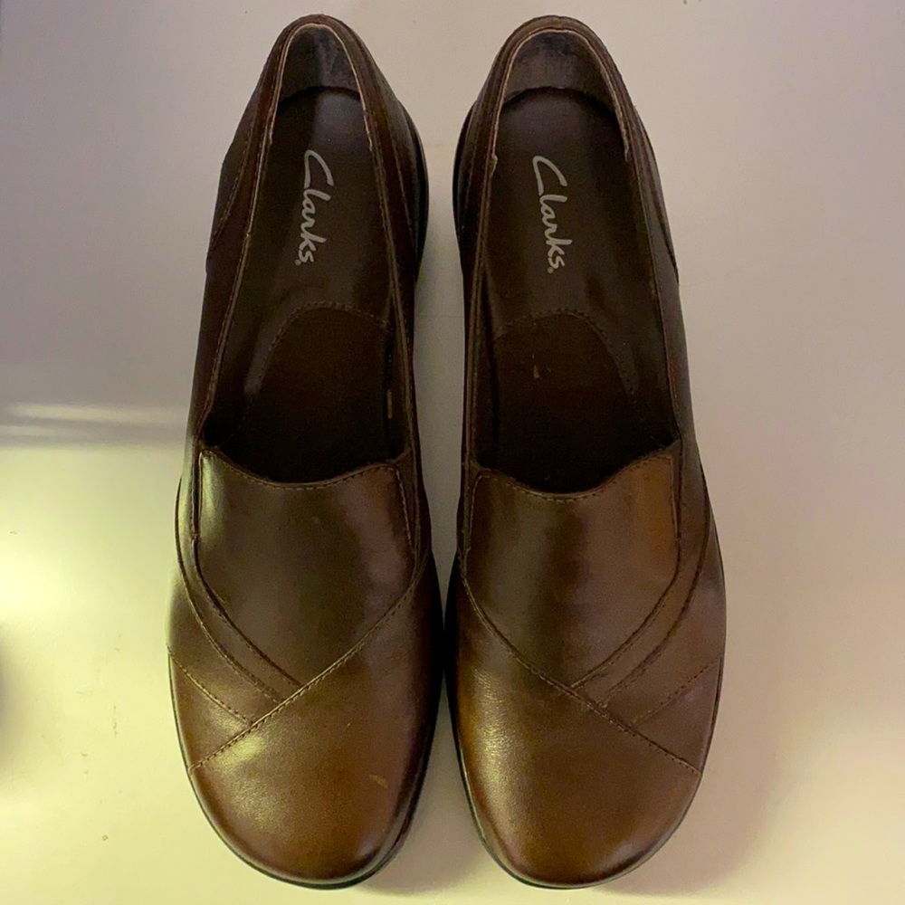 Clarks Slip On shoes brown leather 9M